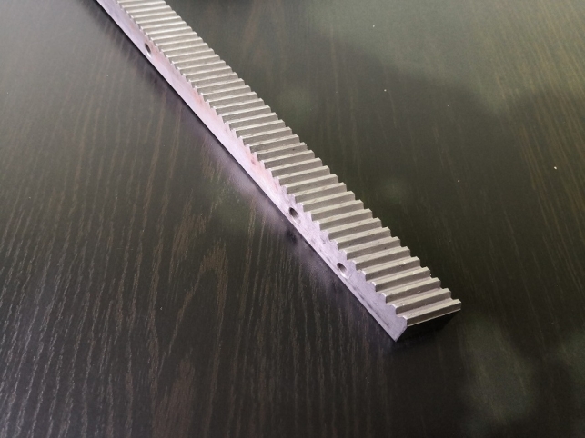 Зубчатая рейка косозубая 20x20 мм. м1.5 - комплектующие к чпу ЧПУ Центр